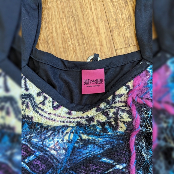 Save the Queen Tank Top - Picture 3 of 5